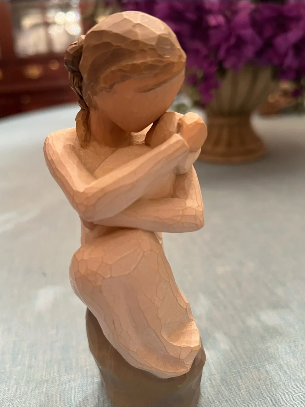 Willow Tree “Guardian” mother holding child figurine signed Lordi 2008